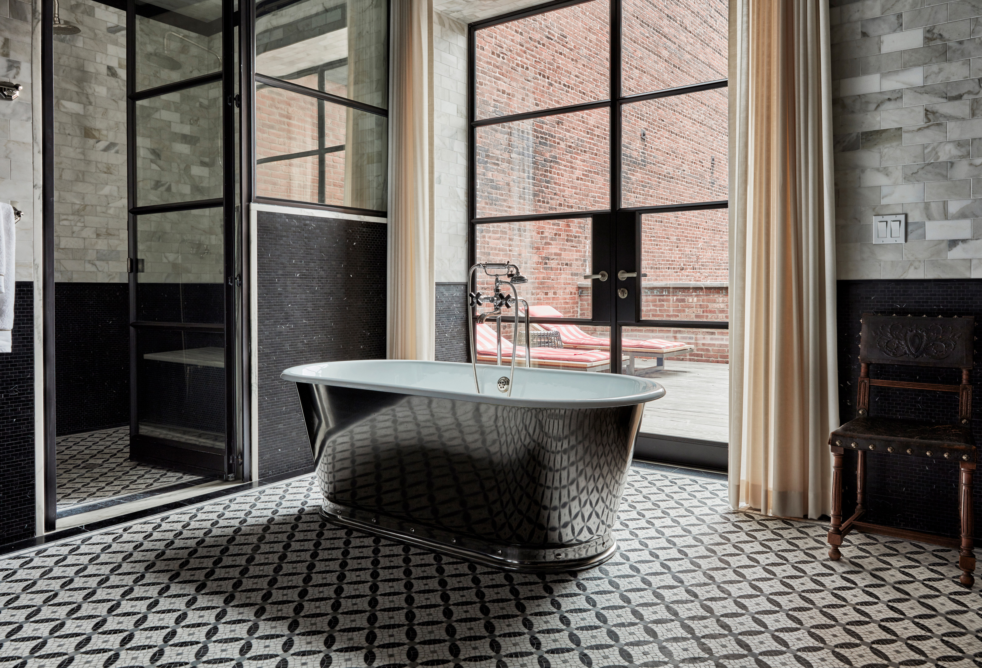INTERIORS21